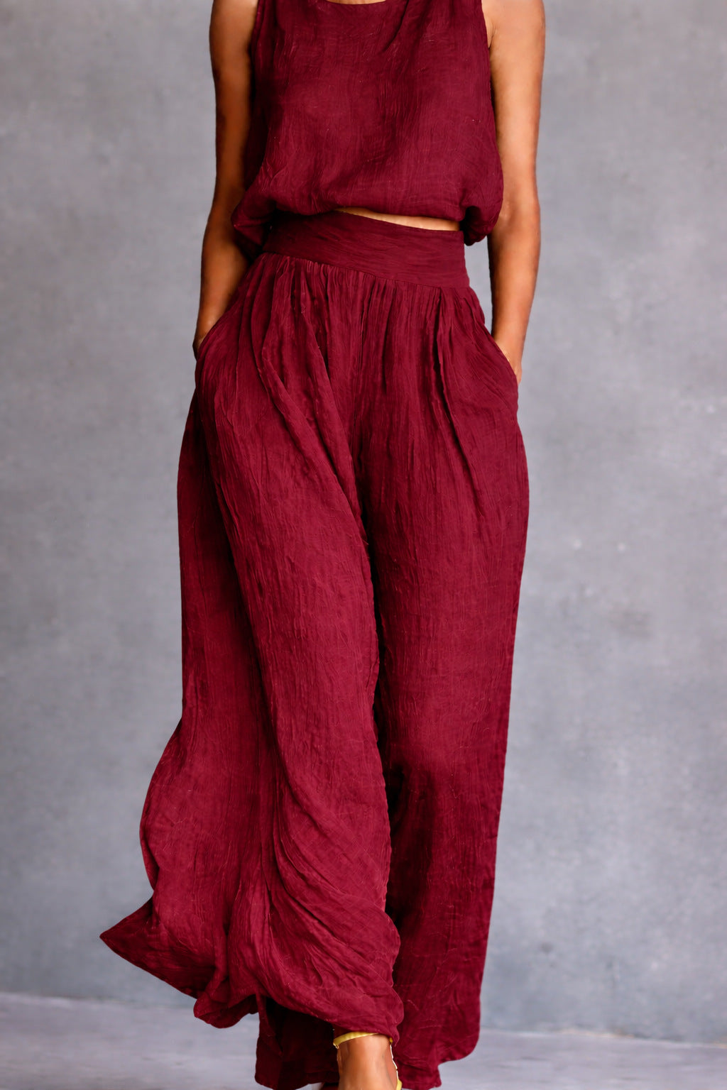 Casual Sleeveless Loose Crew-Neck Top And Wide-Leg Pants Set