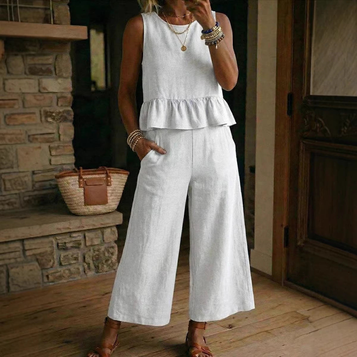Womens Ruffled Hem Sleeveless Tank Top And Cropped Pants Cotton-Linen Set